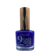vernis a ongles bleu