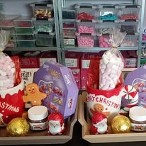 le plateau de noël avec tasse