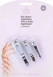 3 coupes ongles